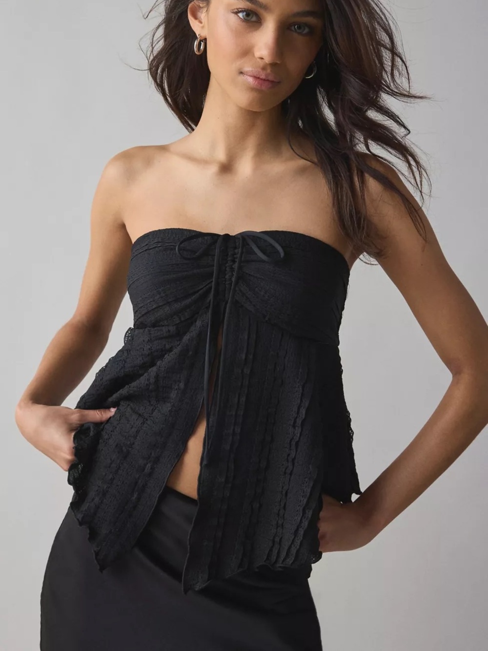 Urban Outfitters Eloise Convertible Tie Split-Front Black Tube Top Size Medium